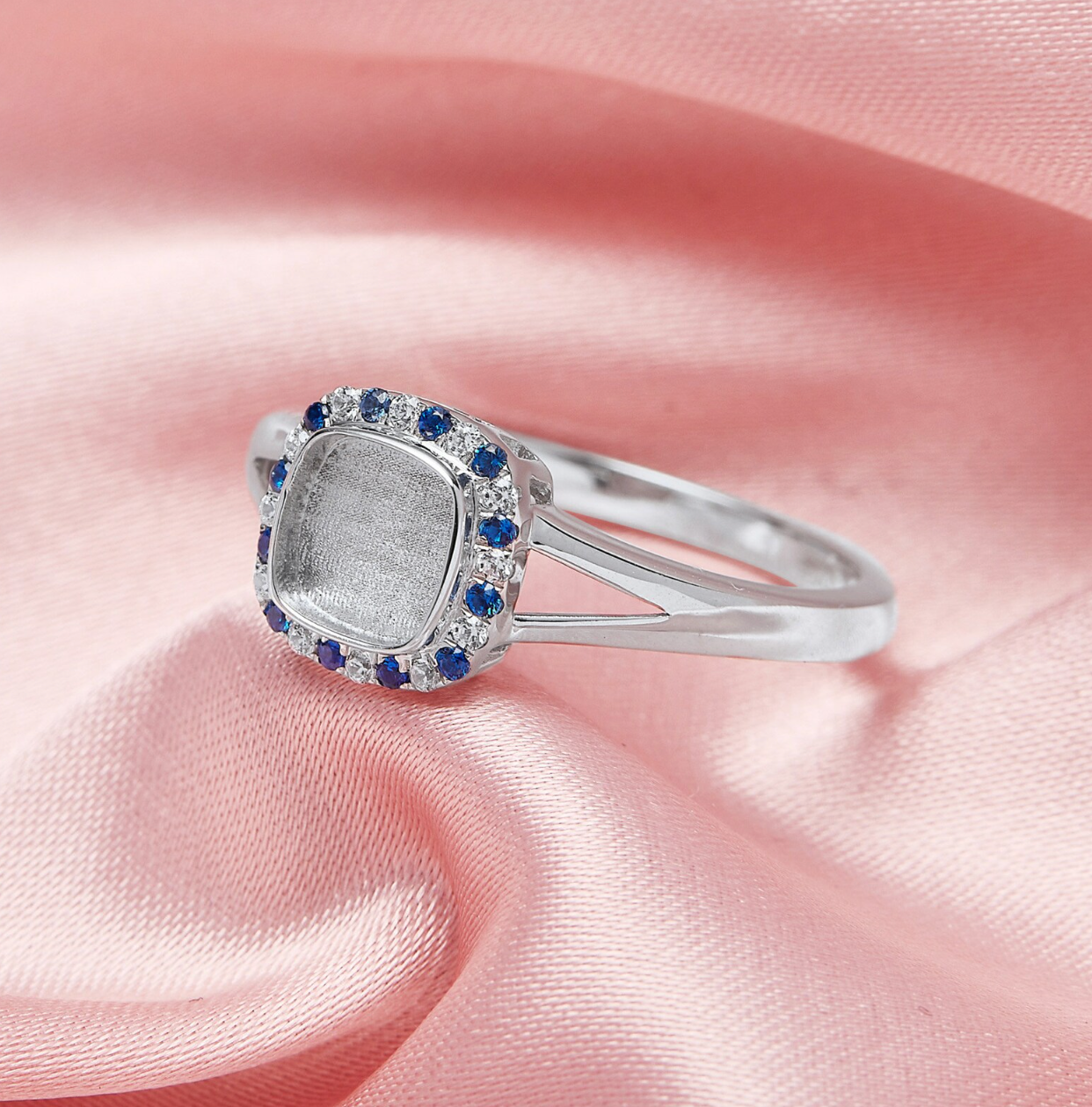 The Quinn Birthstone Ring | Breastmilk Ring